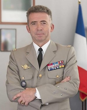 5 octobre 2023 : Le Général GOMAR, ex patron du Renseignement Militaire, nous explique qui laisse entrer les Migrants