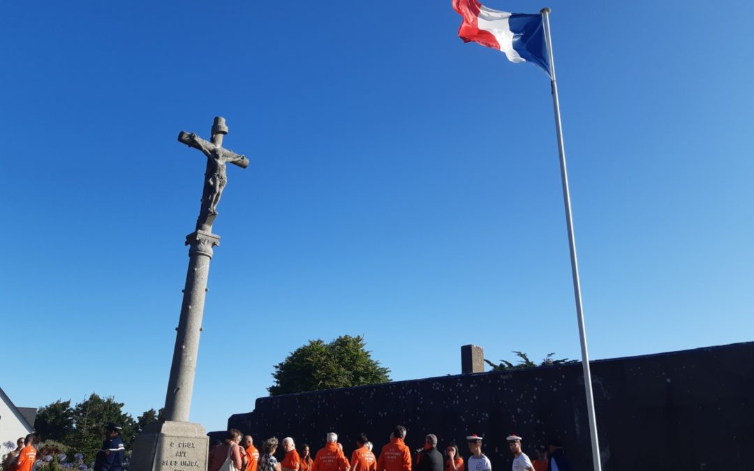 11 Août 2024 :  La vice-présidente de l’AICS-SR, Elisabeth Caubel,  était présente à la cérémonie des fêtes de la Mer à Barneville-Carteret