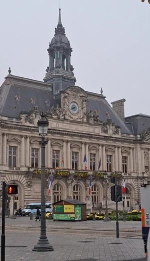 16 Novembre 2024 : Vidéo des principaux visiteurs de l’exposition La France au Combat de 1942 à 1945 qui s’est tenue du 4 novembre au 15 novembre 2024