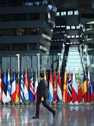 Le déclin de la mondialisation et l’avenir de l’OTAN