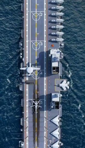 Le Sichuan est un peu plus qu’un navire d’assaut amphibie