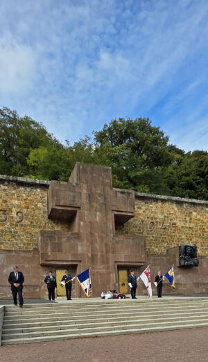 27/09/2025 : L’AICS-SR était présente au Mont Valèrien pour la commémoration du SOE