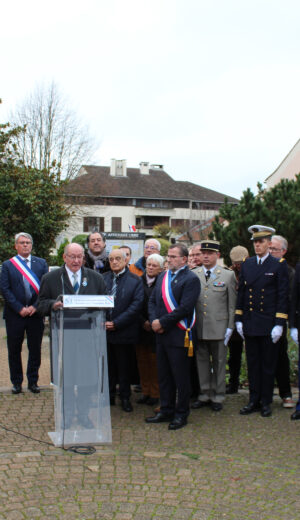 11 NOVEMBRE 2025 : L’AICS-SR était présente à la cérémonie du 11 Novembre à Noisy le Roi