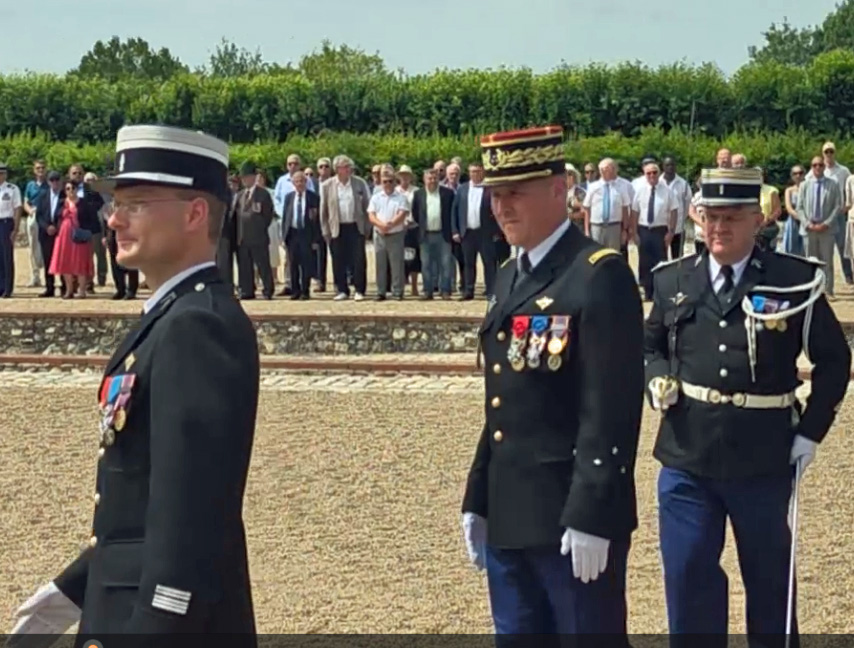 17 Juin 2029 : L&rsquo;AICS-SR était présente à la Cérémonie pour le départ du Colonel Thibaud Friedling au château de Villandry